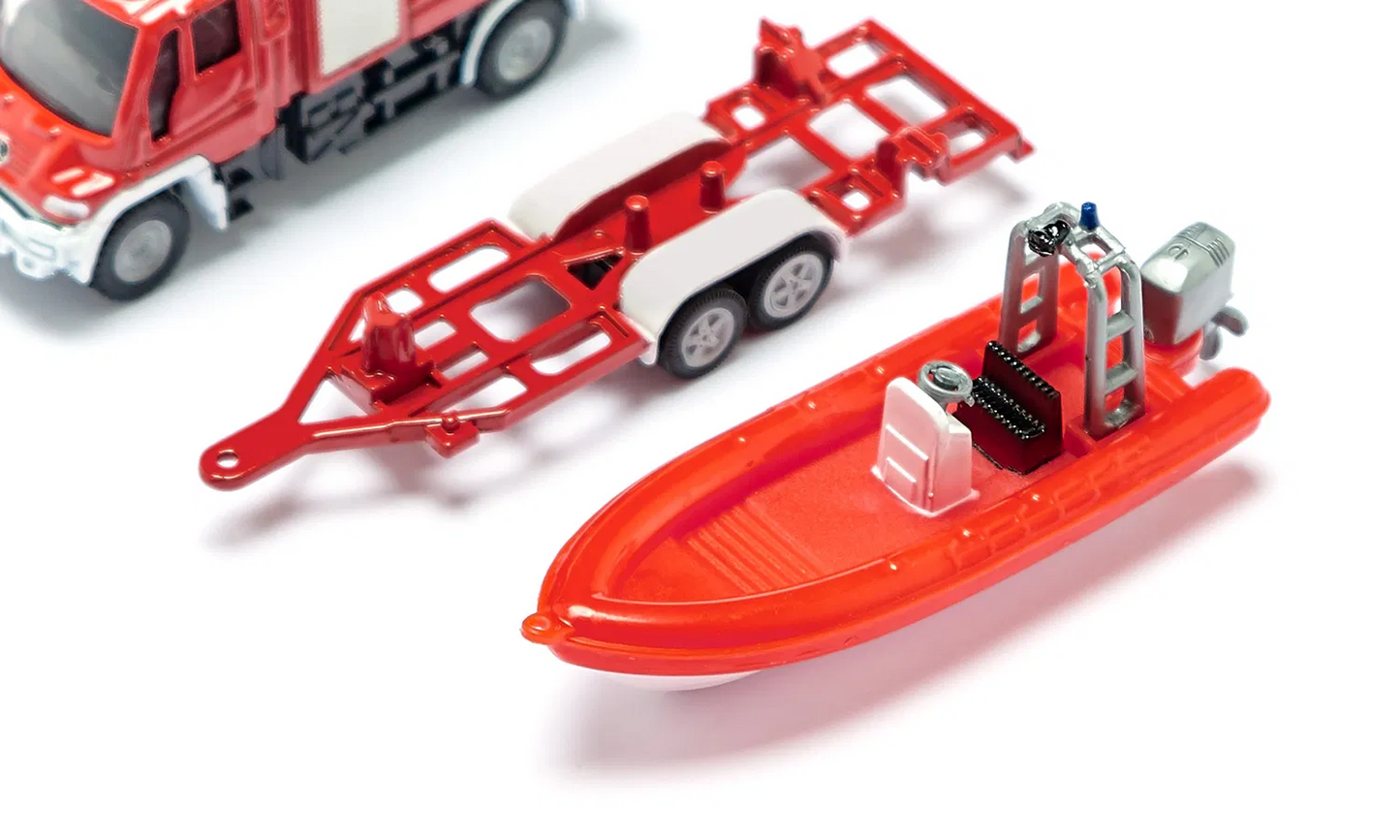 Siku 1636 Fire Engine With Boat