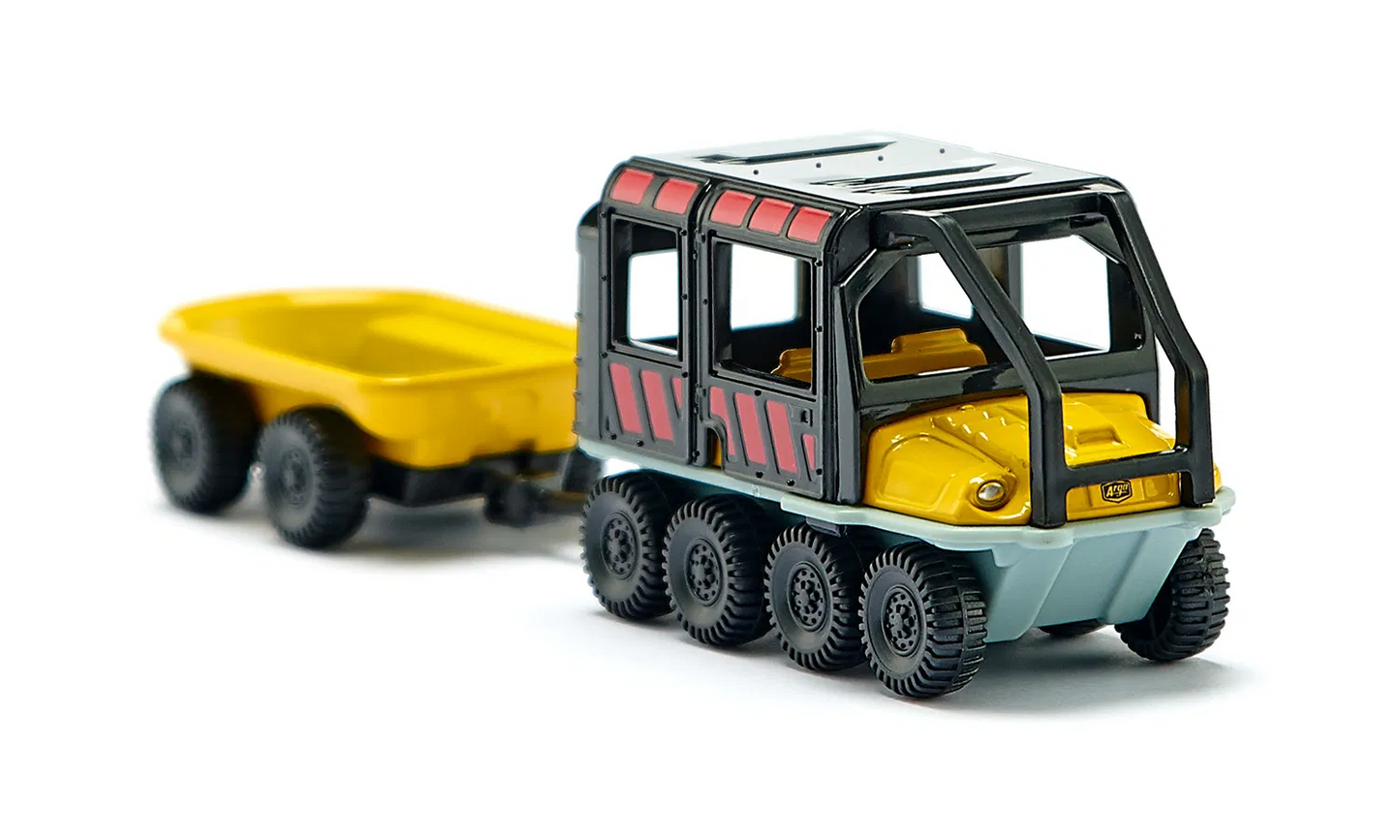 Siku 1679 Argo Avenger with Trailer
