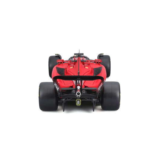 Bburago F1 1:24 with Figurine 2023 Ferrari SF23 with Leclerc #16 Figurine in WB