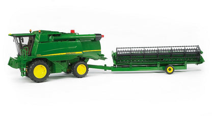 Bruder 02132 John Deere Havester