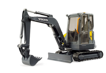 Bruder 02465 Volvo Compact Excavator ECR41