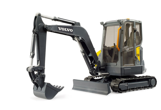 Bruder 02465 Volvo Compact Excavator ECR41