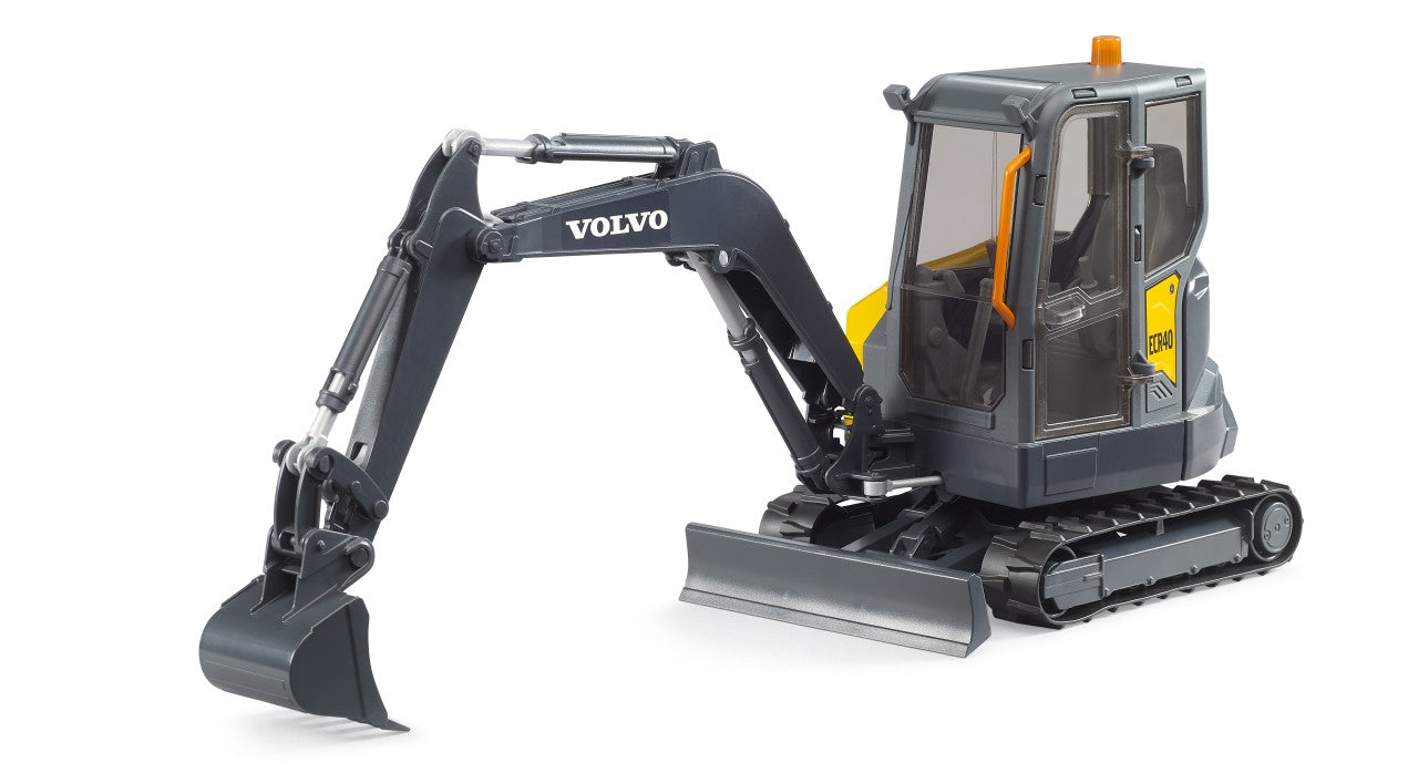 Bruder 02465 Volvo Compact Excavator ECR41