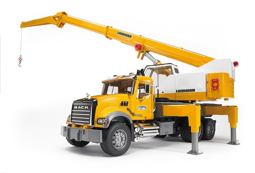 Bruder 02818 Mack Liebher Crane