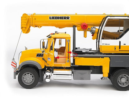 Bruder 02818 Mack Liebher Crane