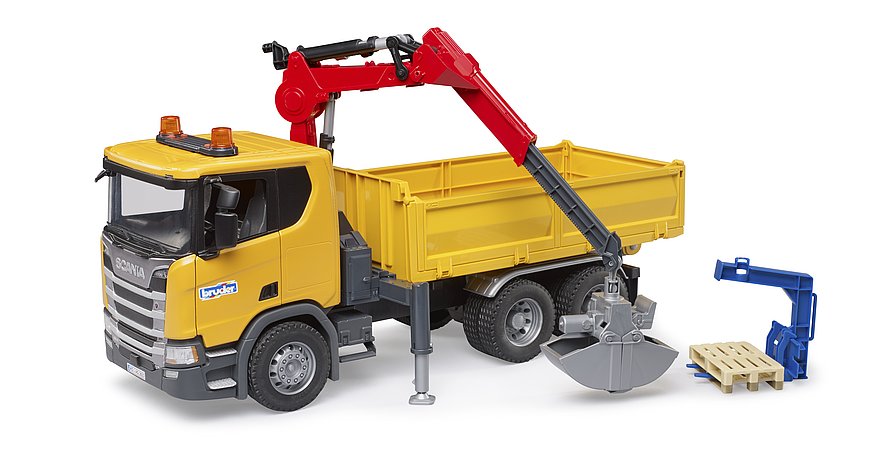 Bruder 03551 Scania Super 560R Truck with crane and 2 Pallets