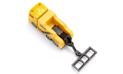 Siku 1493 ADAC Tow Truck