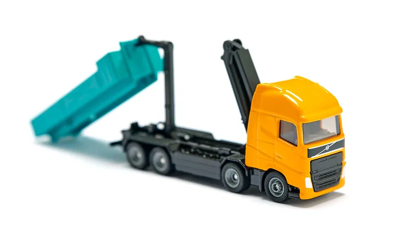 Siku 1683 Volvo with Hook Lift