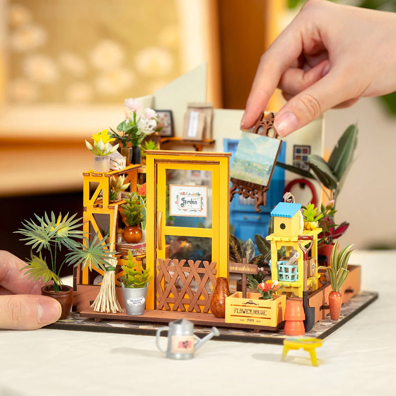 DIY Miniature House Cathy's Flower House
