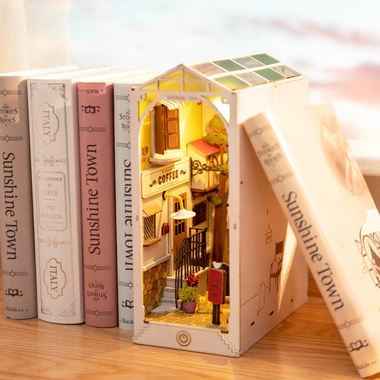 DIY Book Nook Sunshine Town