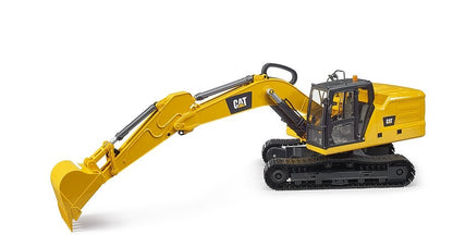 Bruder 02483 Caterpillar excavator with black tracks